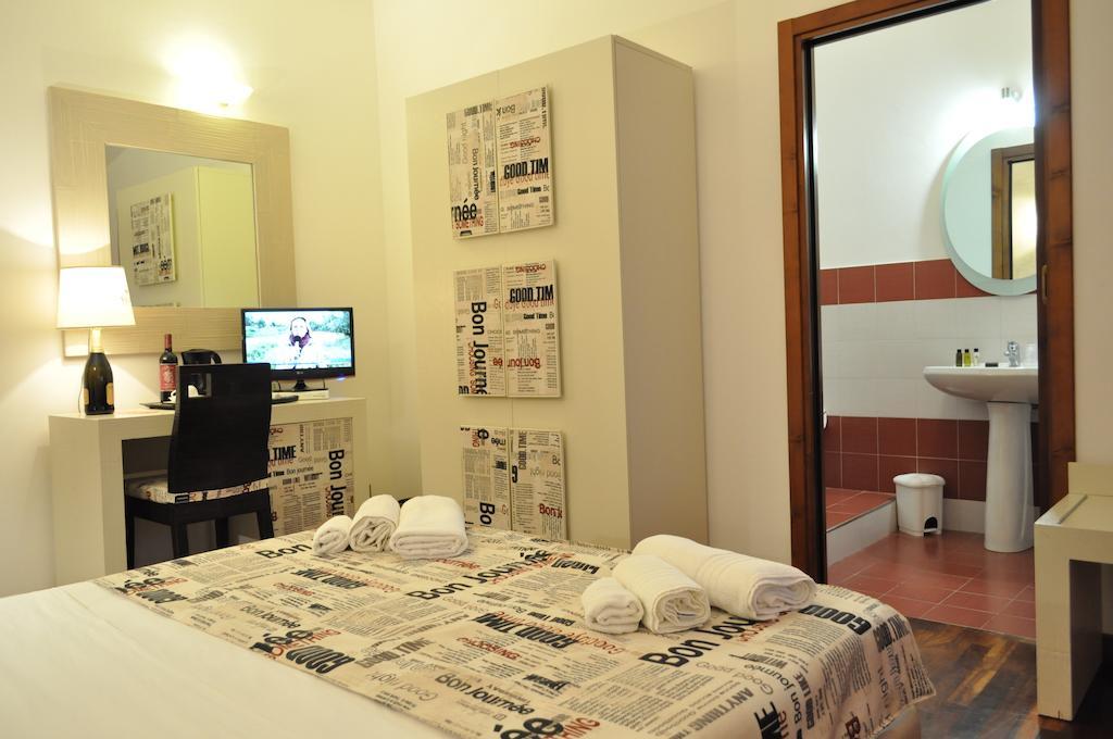 Double Room with Balcony,233887255:JPEG